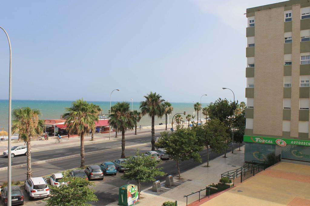 Neptuno Apartment: Sun, Beach And Relax In Huelin Малага Екстериор снимка